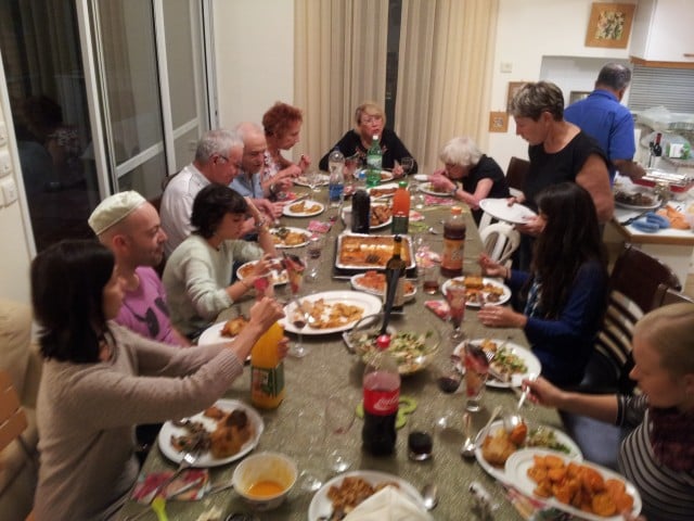 ארוחת שישי Friday dinner